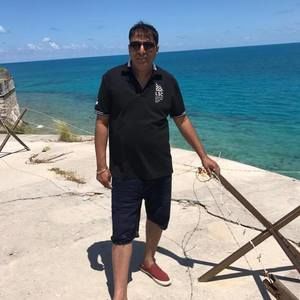 Meet your Posher, Johnny